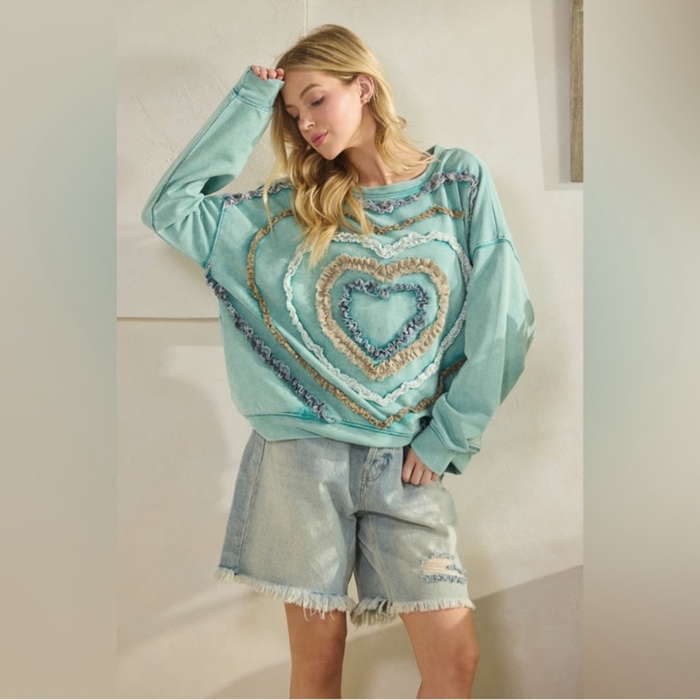 Oli & Hali Mineral Wash Heart Patchwork Pullover EUC